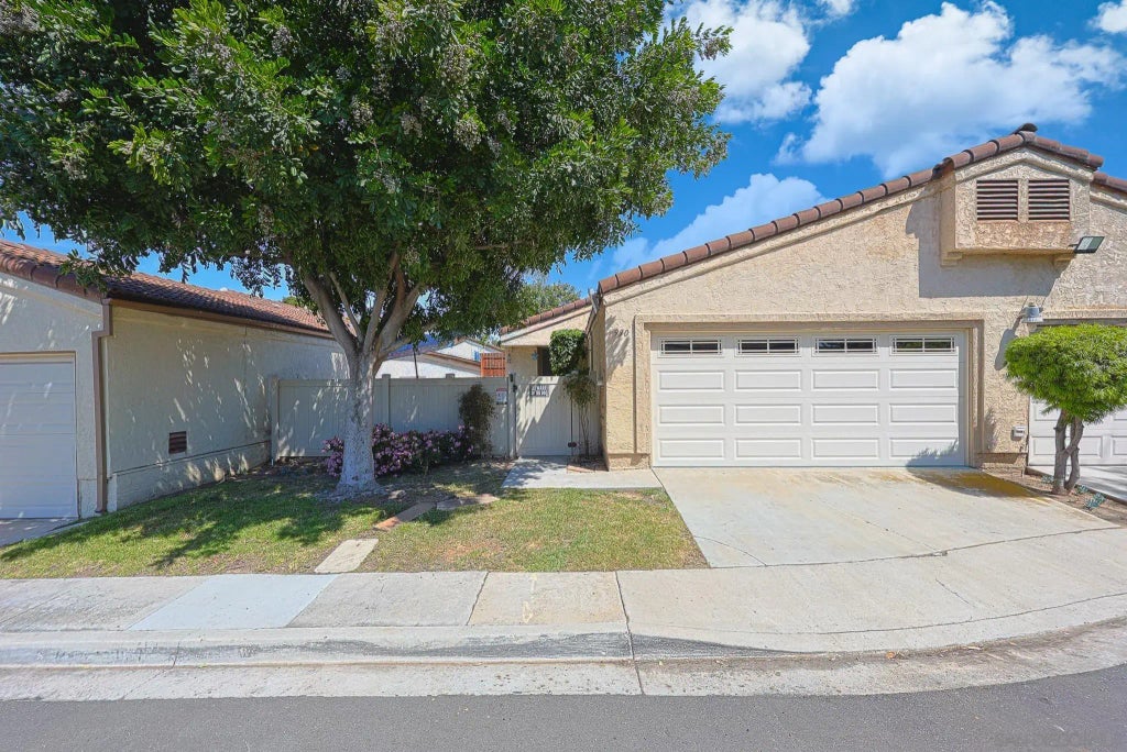 990 S 45th St, LOGAN HEIGHTS