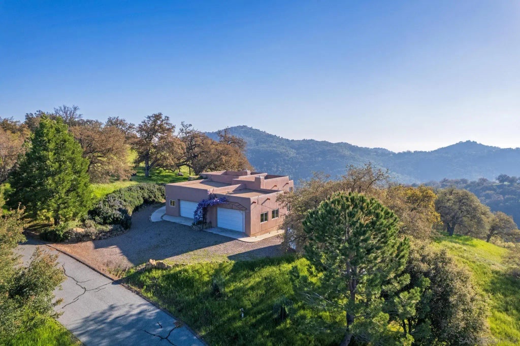 3817 Eagle Rdg, Julian