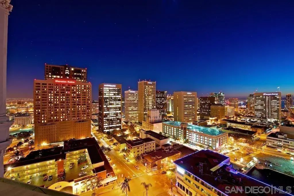 702 Ash St 1103, DOWNTOWN