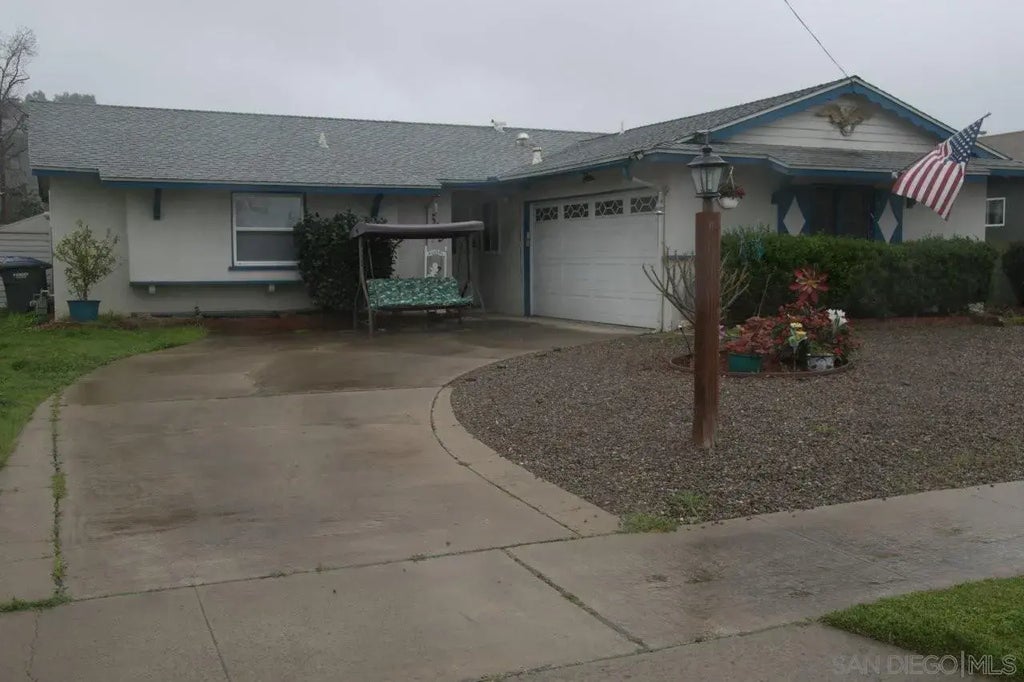 599 Raymond Street, El Cajon
