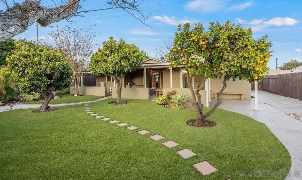 4538 Cochise Way, CLAIREMONT