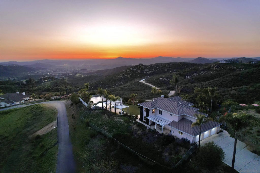 3525 Fern Canyon Rd, Jamul