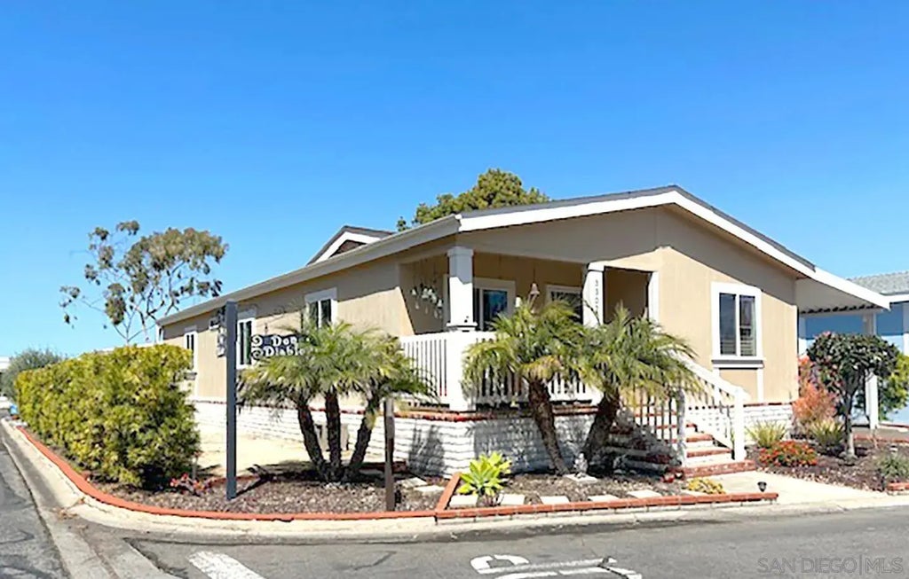 3302 Don Diablo Drive, Carlsbad