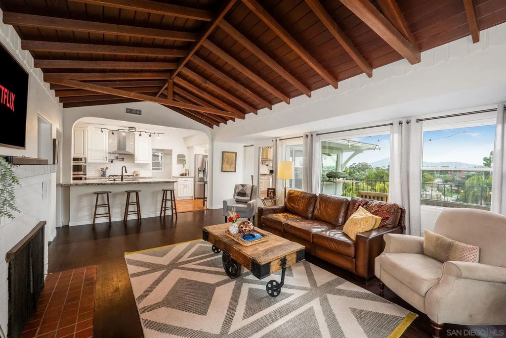8535 Hillcrest Ave, La Mesa