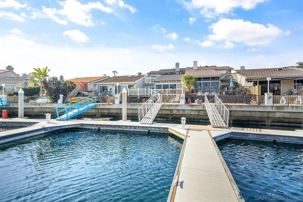 85 Catspaw Cpe, Coronado