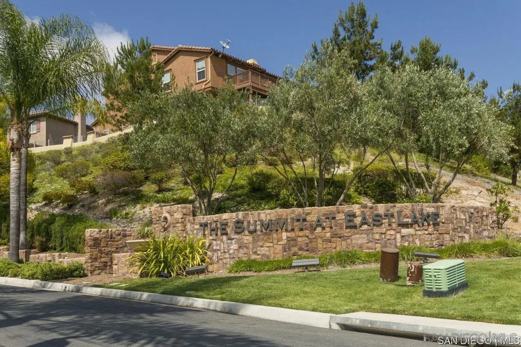 1561 Caminito Sicilia, Chula Vista