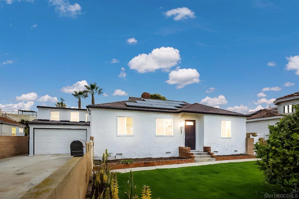 608 Donax Ave, Imperial Beach