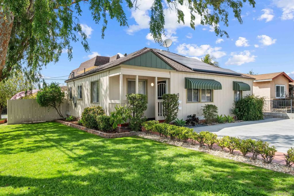 4002 Violet, La Mesa