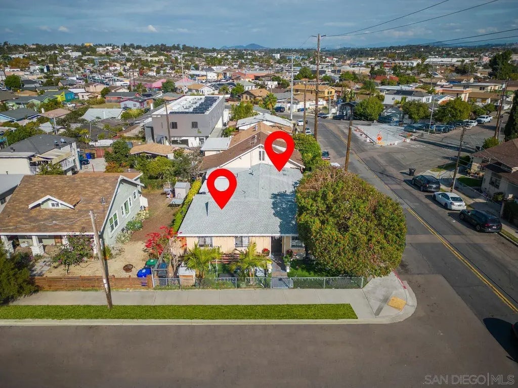 2194 Franklin Ave, LOGAN HEIGHTS