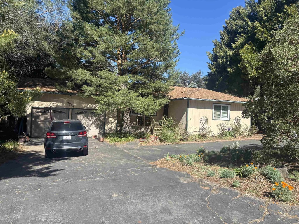 7716 Calle De La Estrella, Pine Valley