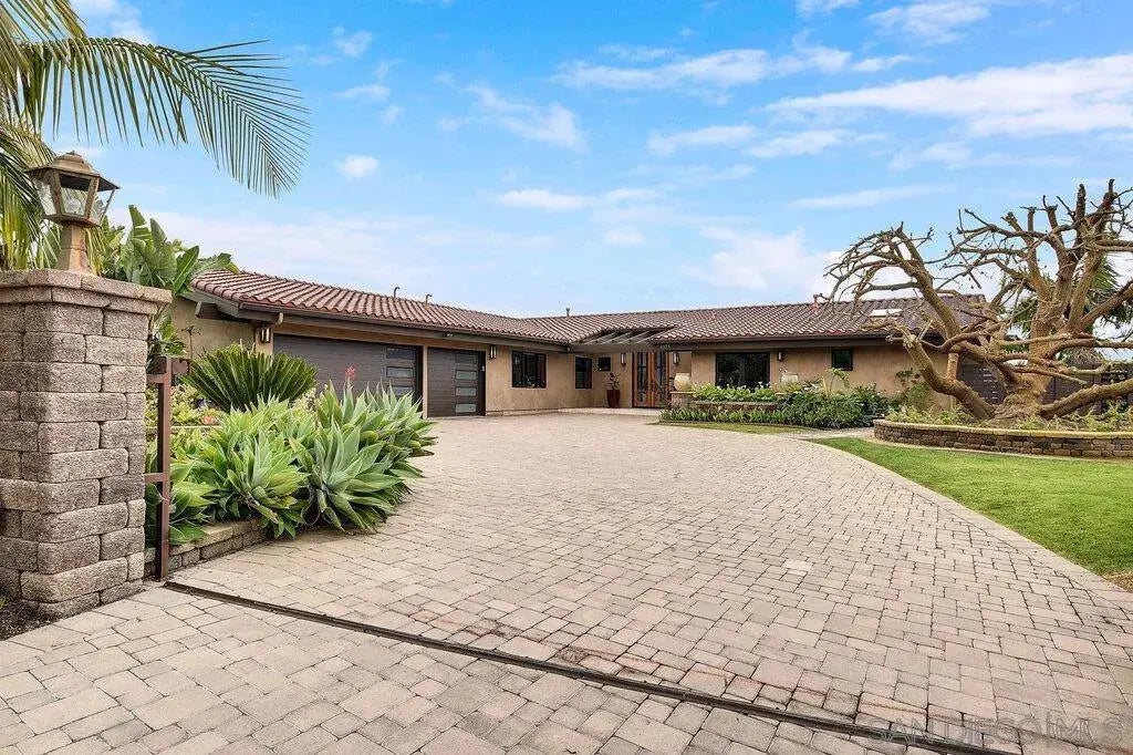 2151 Via Ladeta, La Jolla