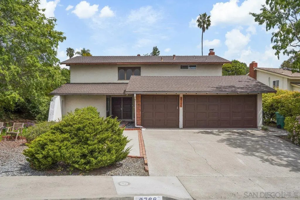 8766 Blue Lake Dr, SAN CARLOS