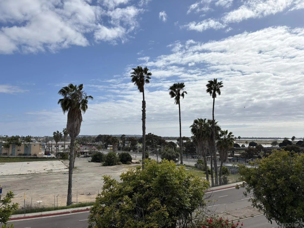 2520 Clairemont Dr 213, BAY PARK