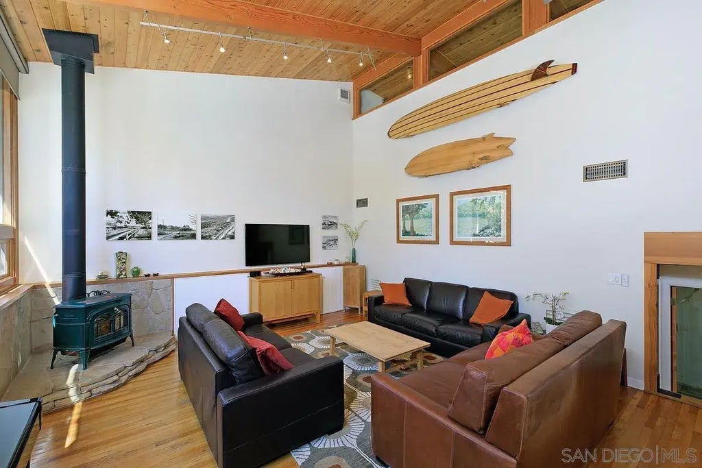 345 Neptune, Encinitas