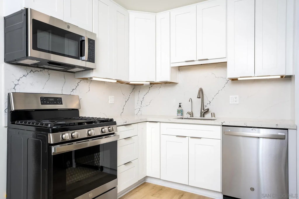 1937 Reed A, PACIFIC BEACH