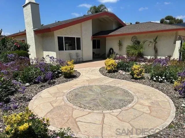 8215 Hillandale Dr, DEL CERRO