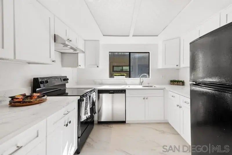 5170 Clairemont Blvd 9, CLAIREMONT