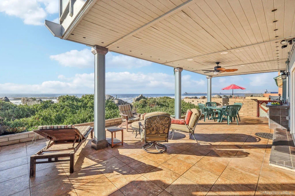 1352 Seacoast Dr, Imperial Beach