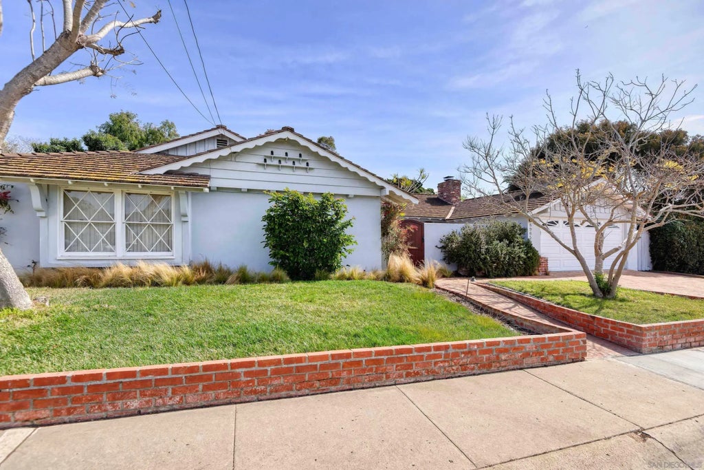 8965 Cliffridge Ave, La Jolla