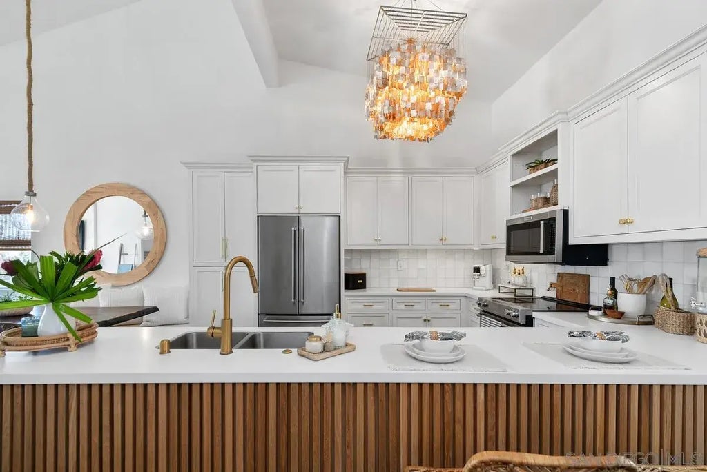 832 Kalpati Cir H, Carlsbad