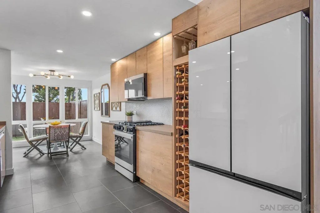 6923 Camino Pacheco, LINDA VISTA