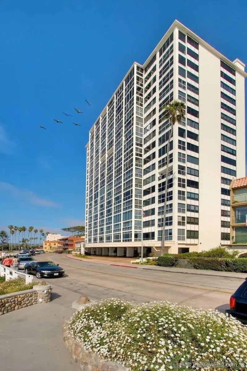 939 Coast Lb, La Jolla