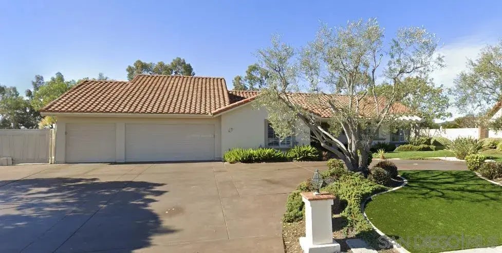 14239 Palisades Dr, Poway