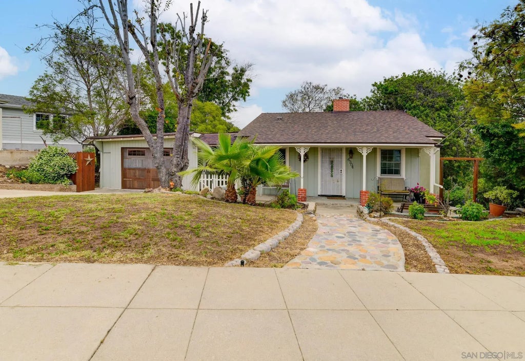 6304 Lorca Dr, Metropolitan (MET)