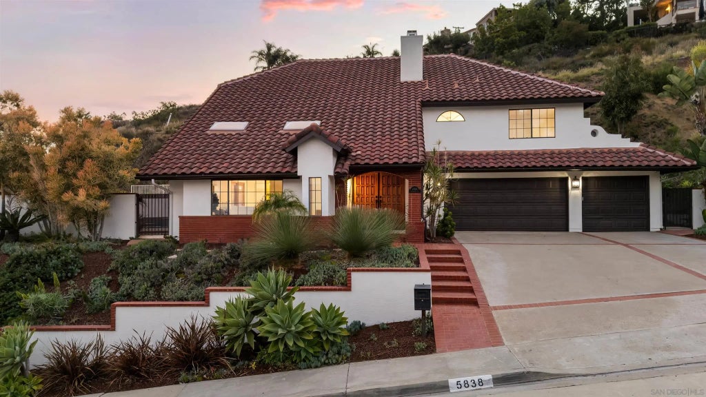 5838 Yokohama Ct, DEL CERRO