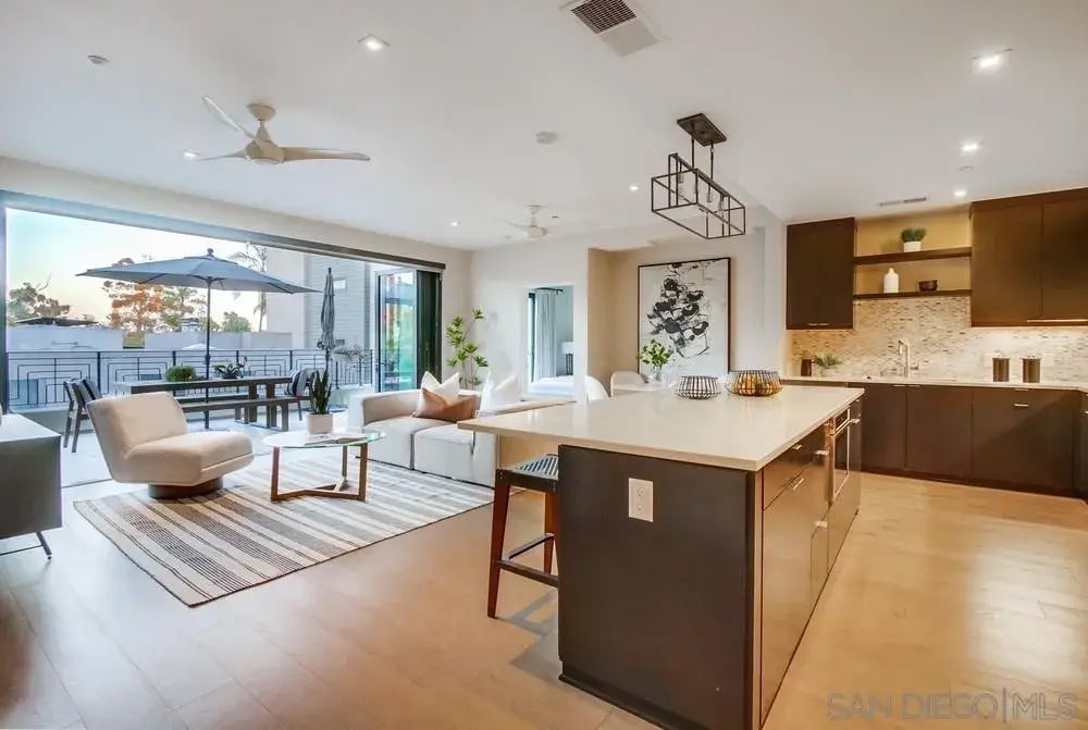 2665 5th Avenue 403, MISSION HILLS