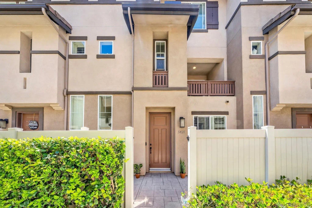 5428 Santa Sofia, SOUTH SD