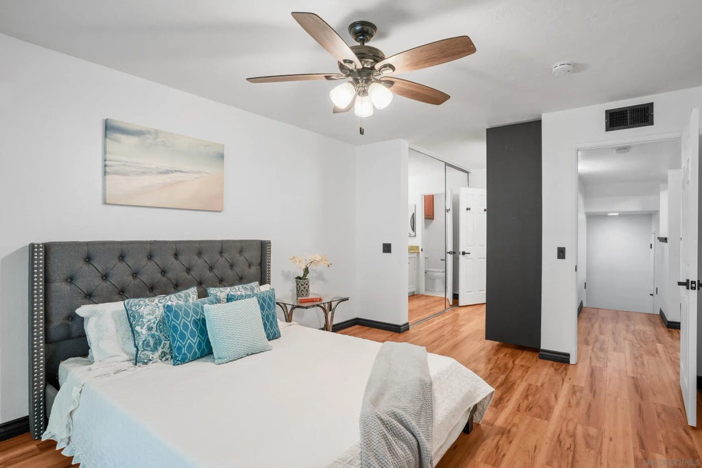 5885 El Cajon Blvd 205, Aspen (ASPN)