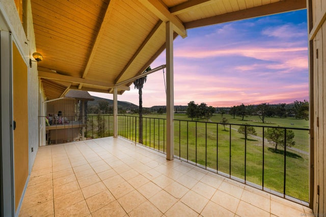 1940 Fairway Circle Dr, San Marcos