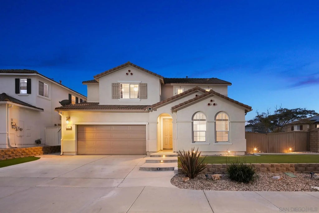 360 Circulo Coronado, Chula Vista