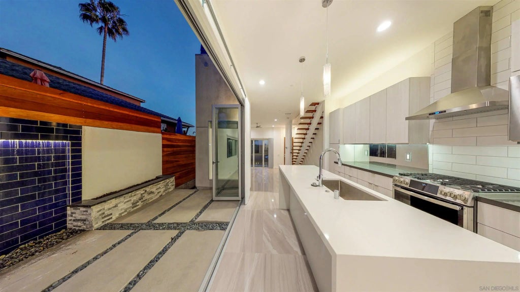 162 Imperial Beach Blvd, Imperial Beach