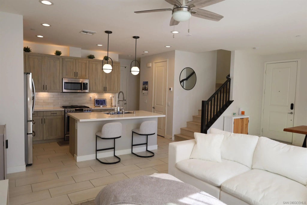 3281 Vestra Way, Carlsbad