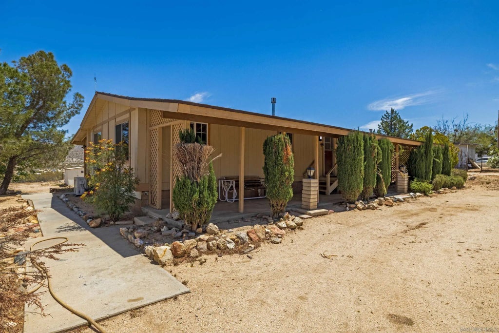 776 Surrey Trl., Julian