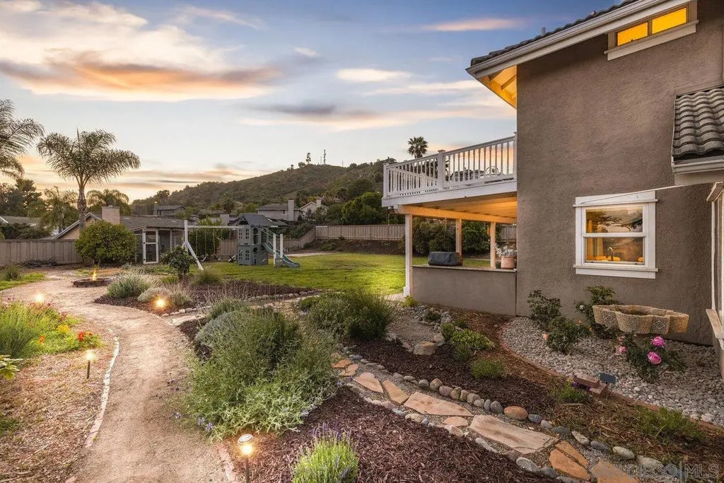 1511 Conway Drive, Escondido