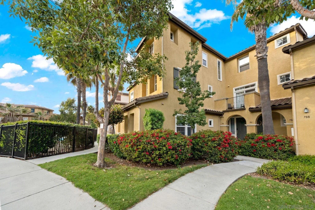 784 Portside Pl, Spinnaker Point (SPINP)