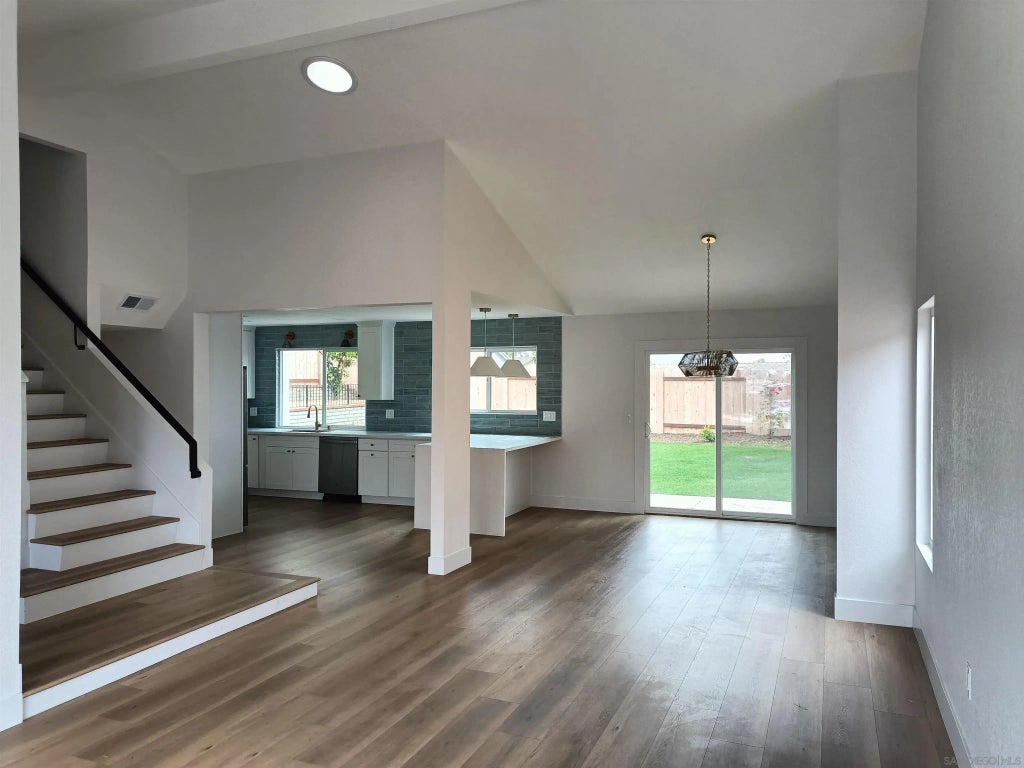 662 E J St, Chula Vista