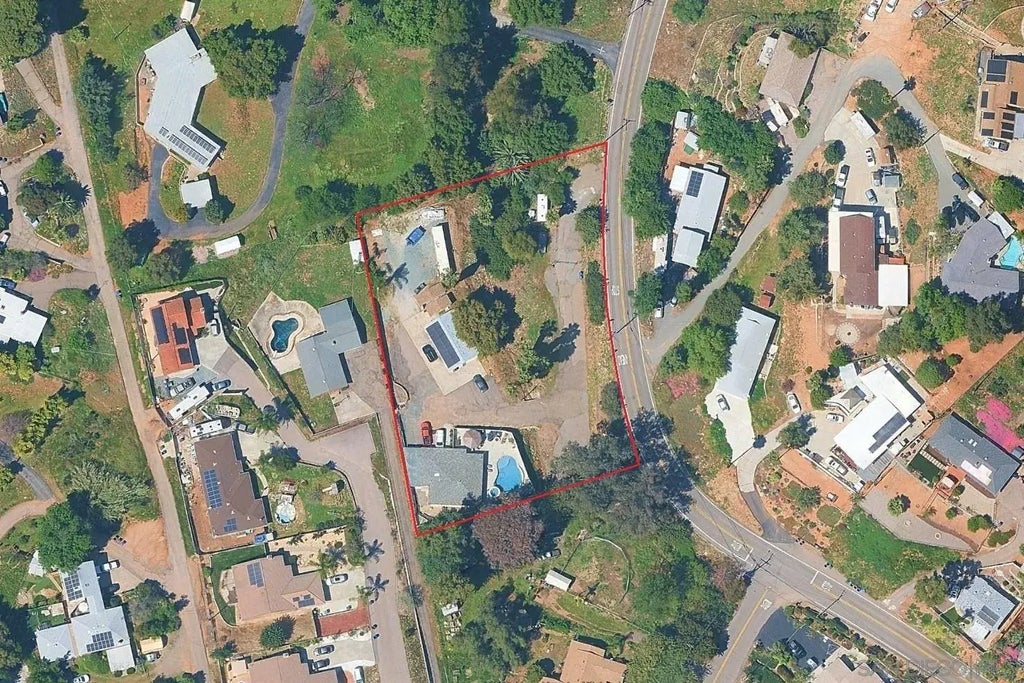 9422 Marilla Dr, Lakeside