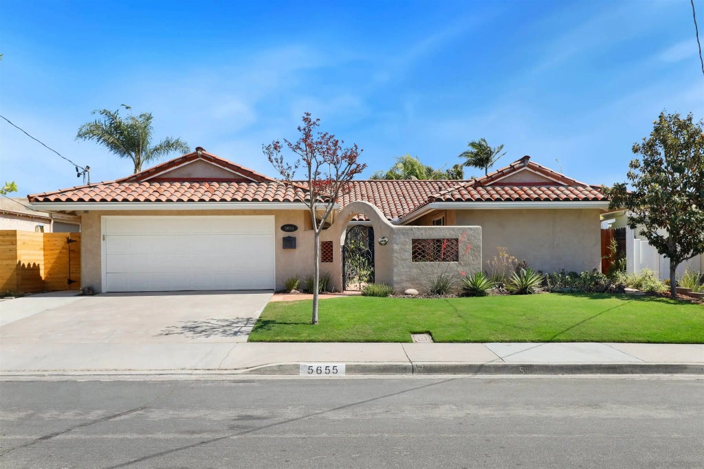 5655 Lone Star Dr, SAN CARLOS