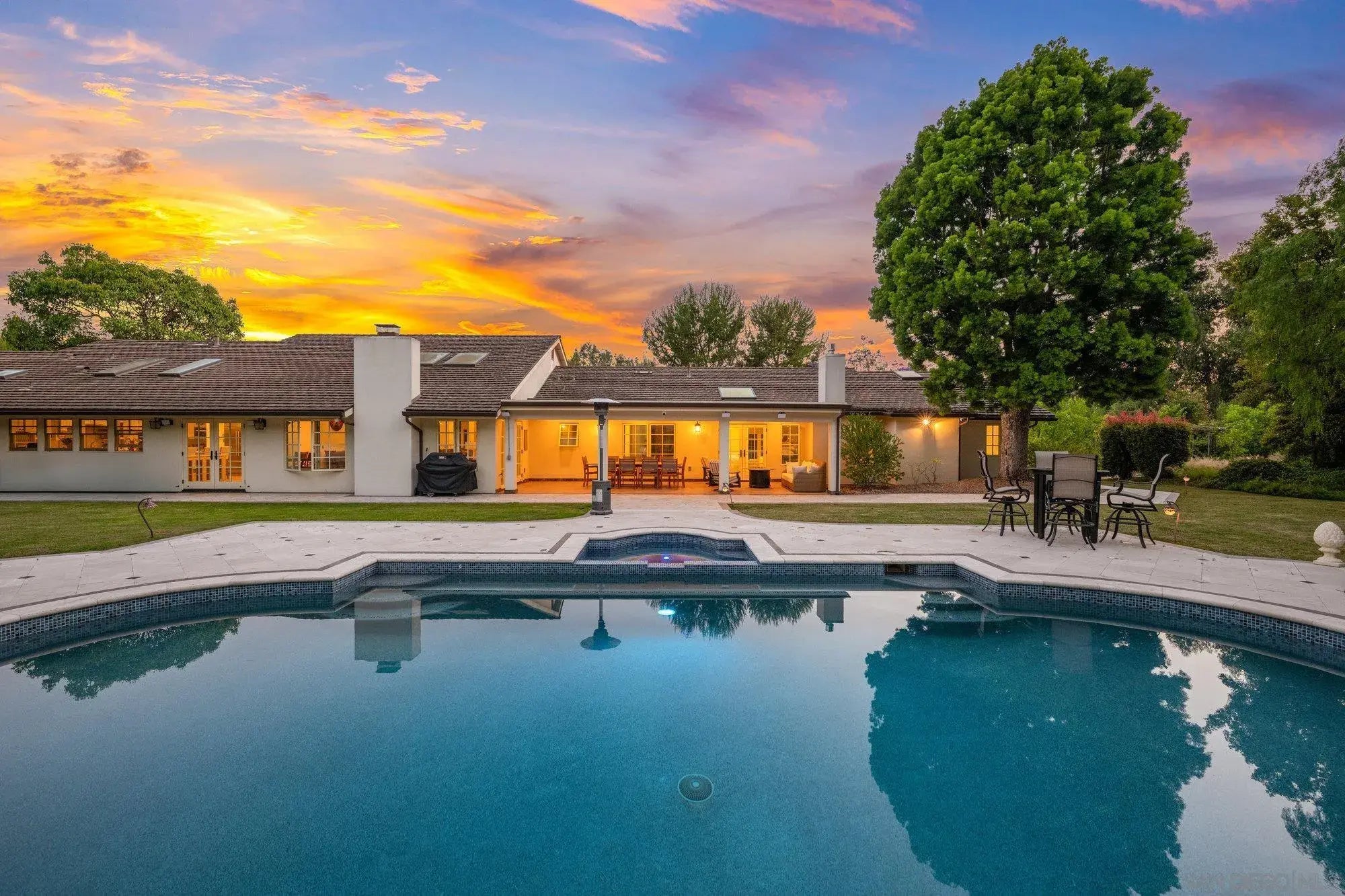 Photo of Listing #250030598