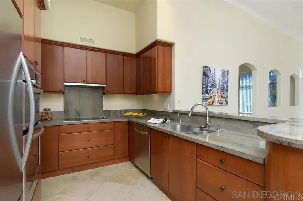 9245 Regents Rd M408, La Jolla