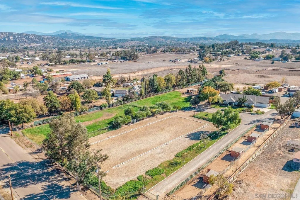 744 W Haverford Rd, Ramona