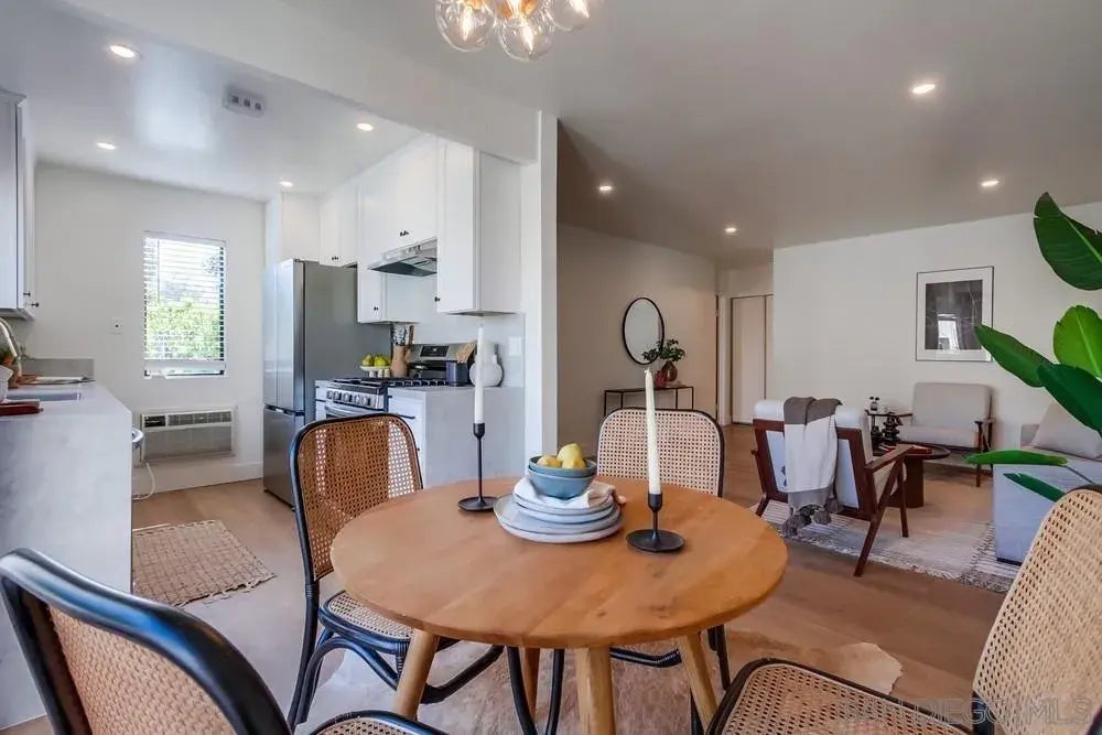 8358 New Salem 28, Mira Mesa