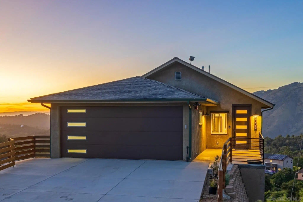 3208 Oakwood Dr, Julian