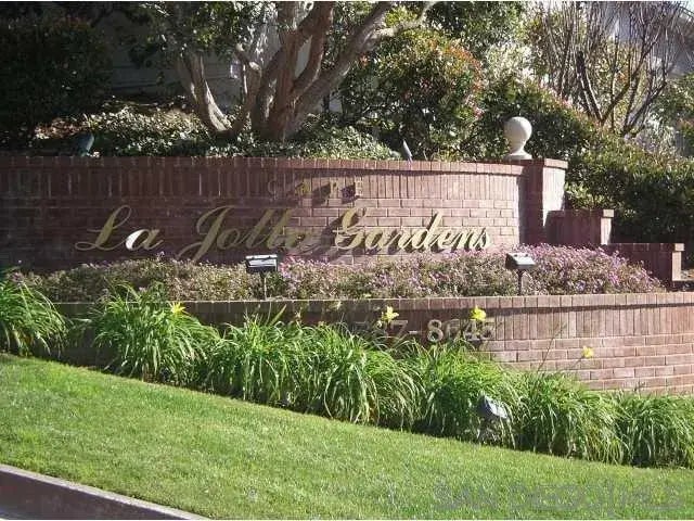 8613 Via Mallorca C, La Jolla