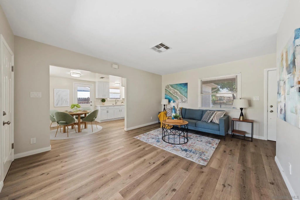 8247 Concord St, Fontana