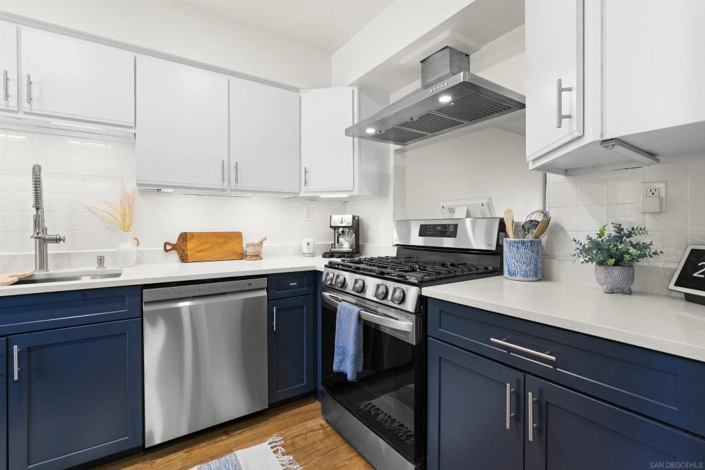 6821 Alvarado Rd 3, Del Cerro (DELC)